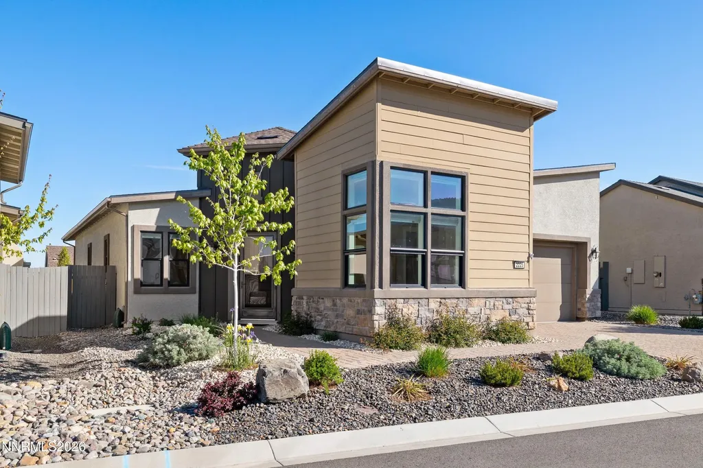2225 Paint Horse Reno NV 89521