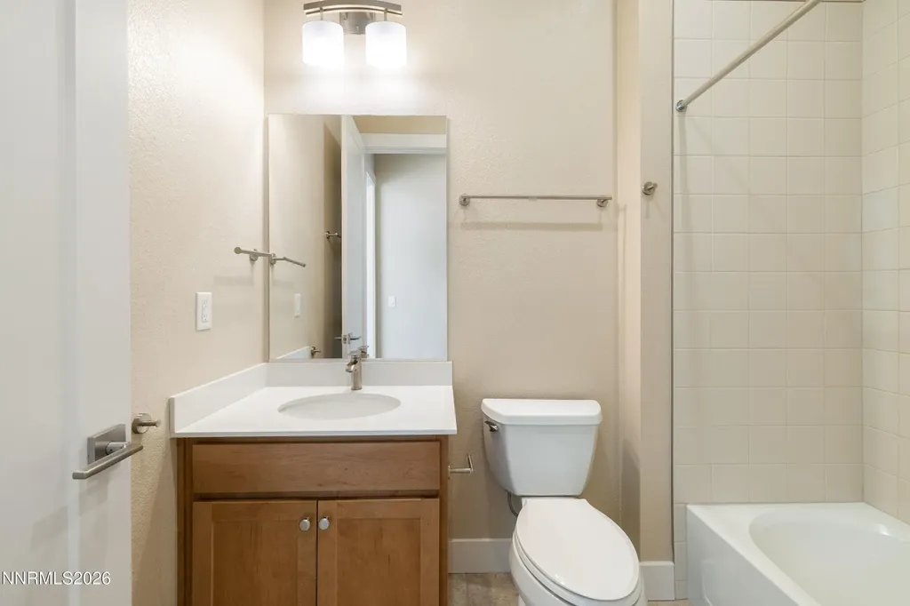 2225 Paint Horse Reno NV 89521