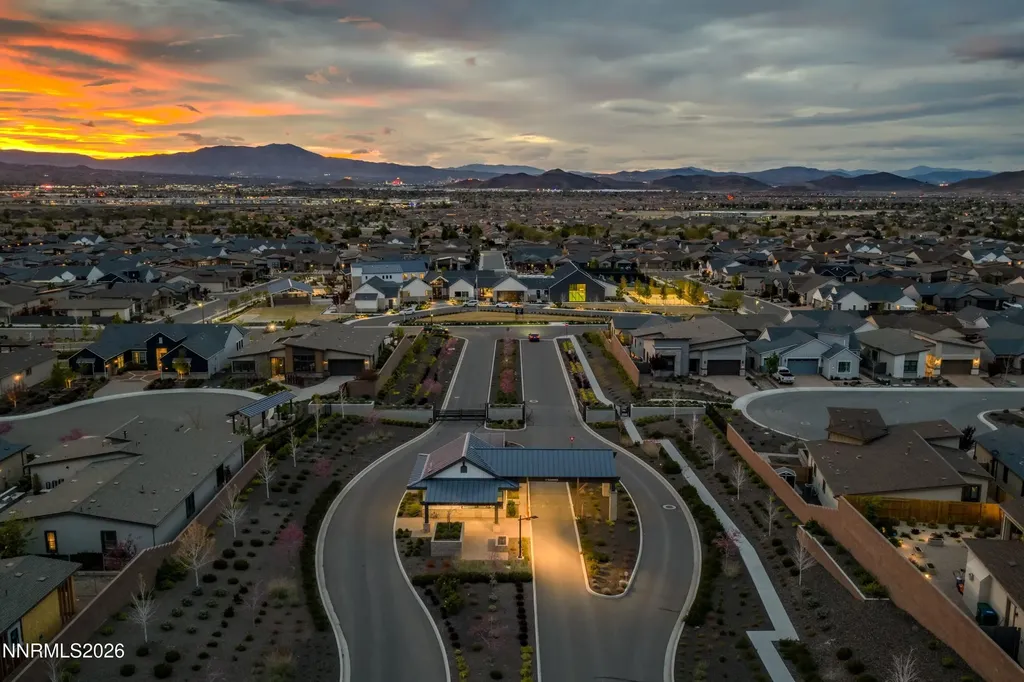 2225 Paint Horse Reno NV 89521