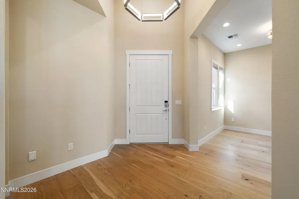 2225 Paint Horse Reno NV 89521
