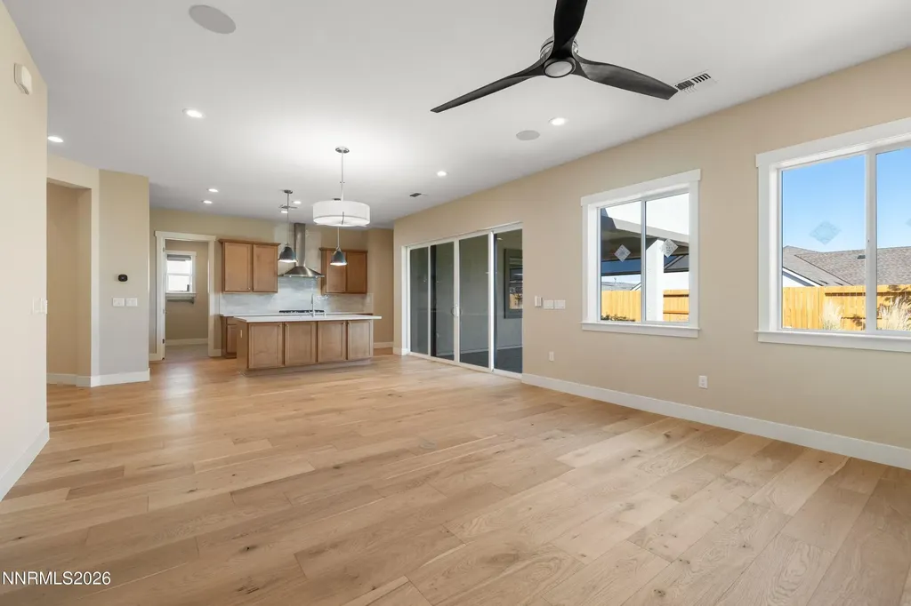 2225 Paint Horse Reno NV 89521