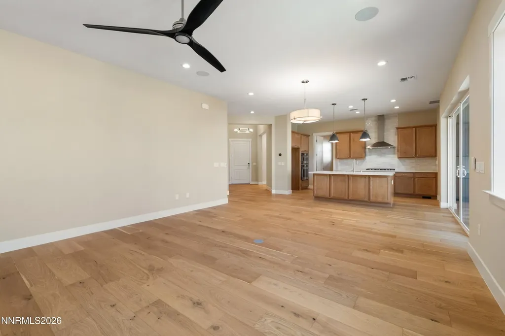 2225 Paint Horse Reno NV 89521