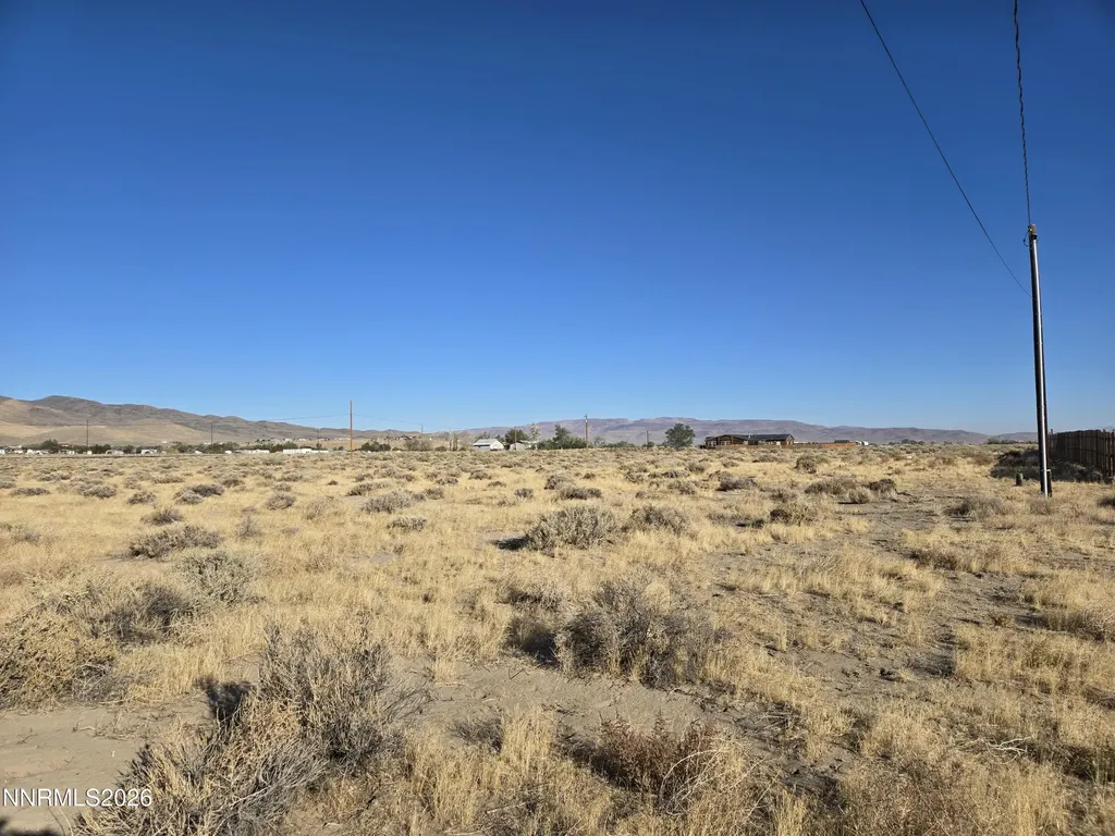 1270 9th Silver Springs NV 89429