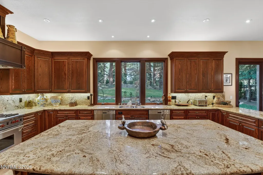 1056 Lakeshore Incline Village NV 89451