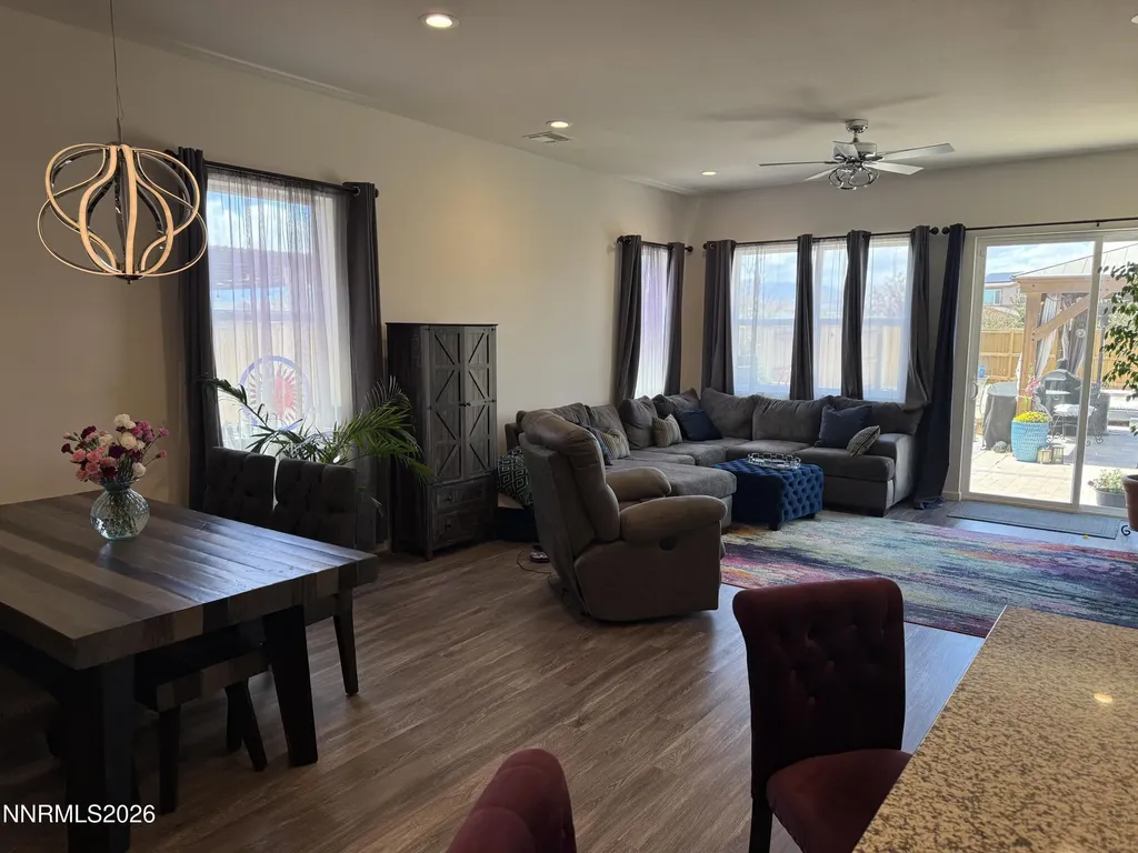 7885 Navasota Sparks NV 89436