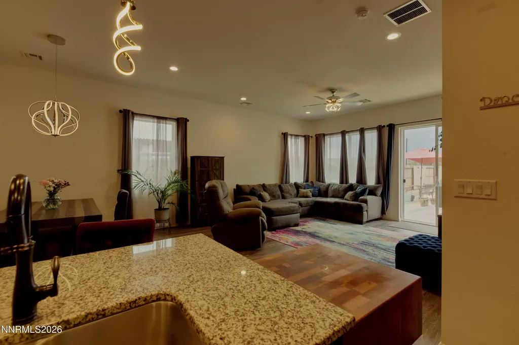 7885 Navasota Sparks NV 89436