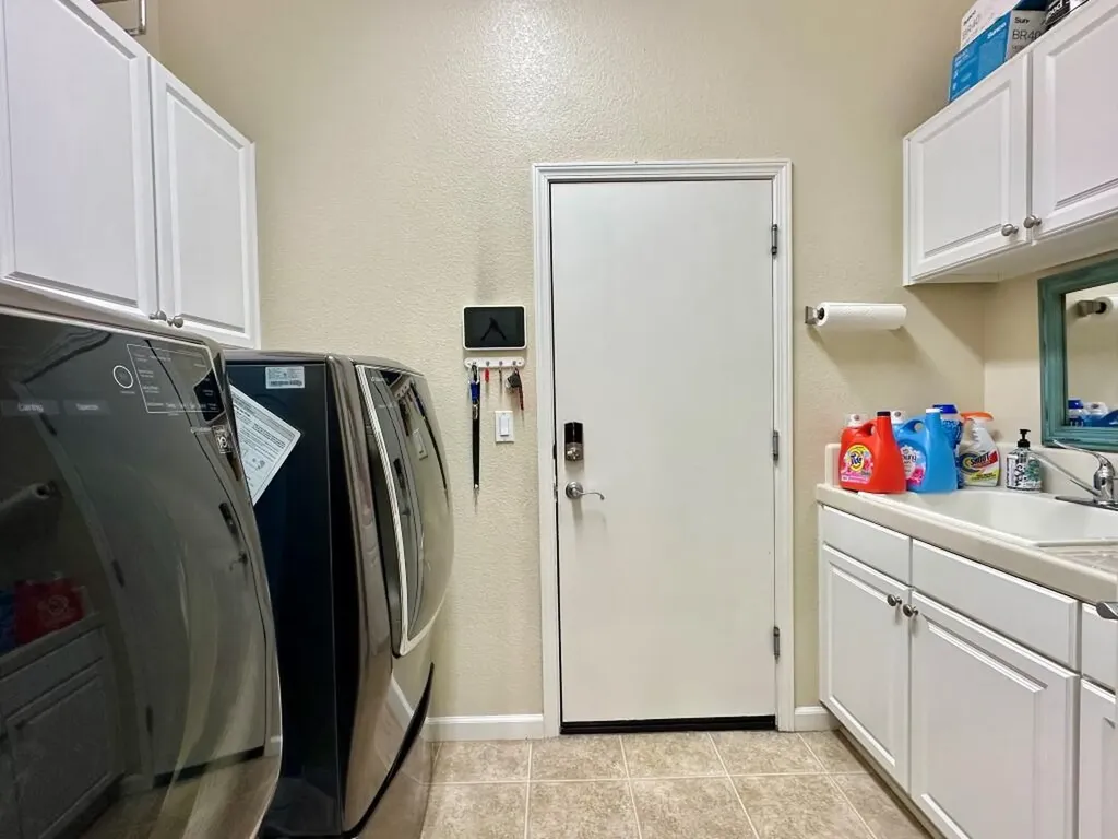 10555 Hampton Creek Reno NV 89521