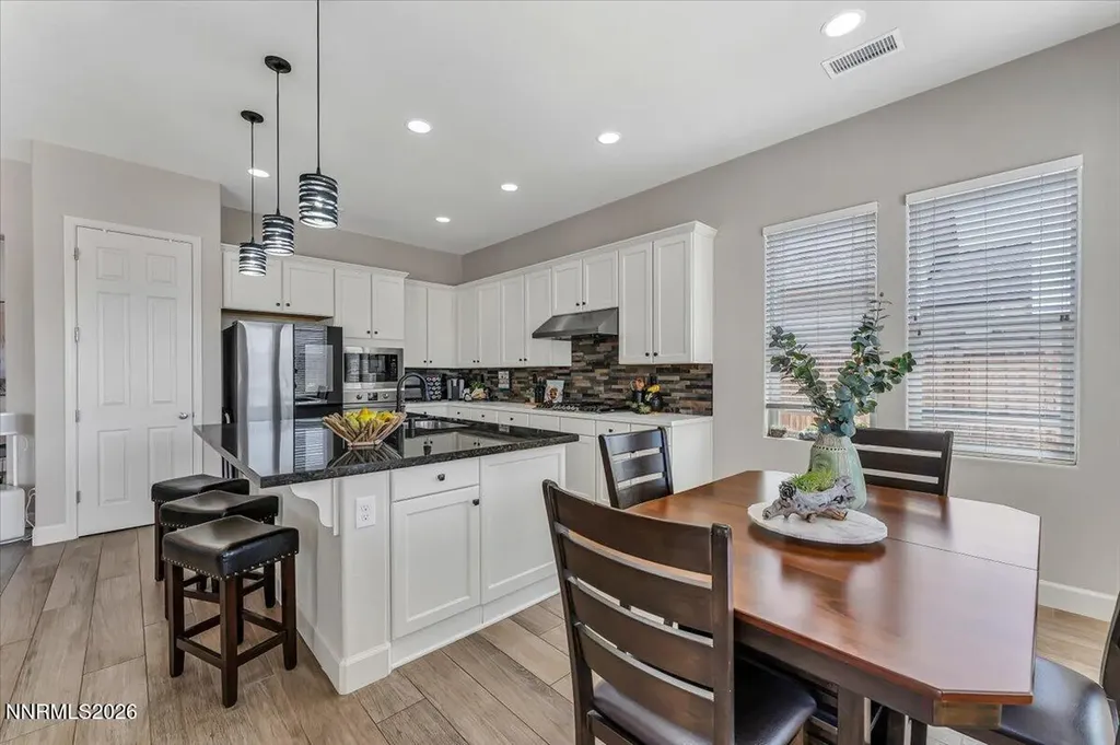11785 Valley Crest Sparks NV 89441