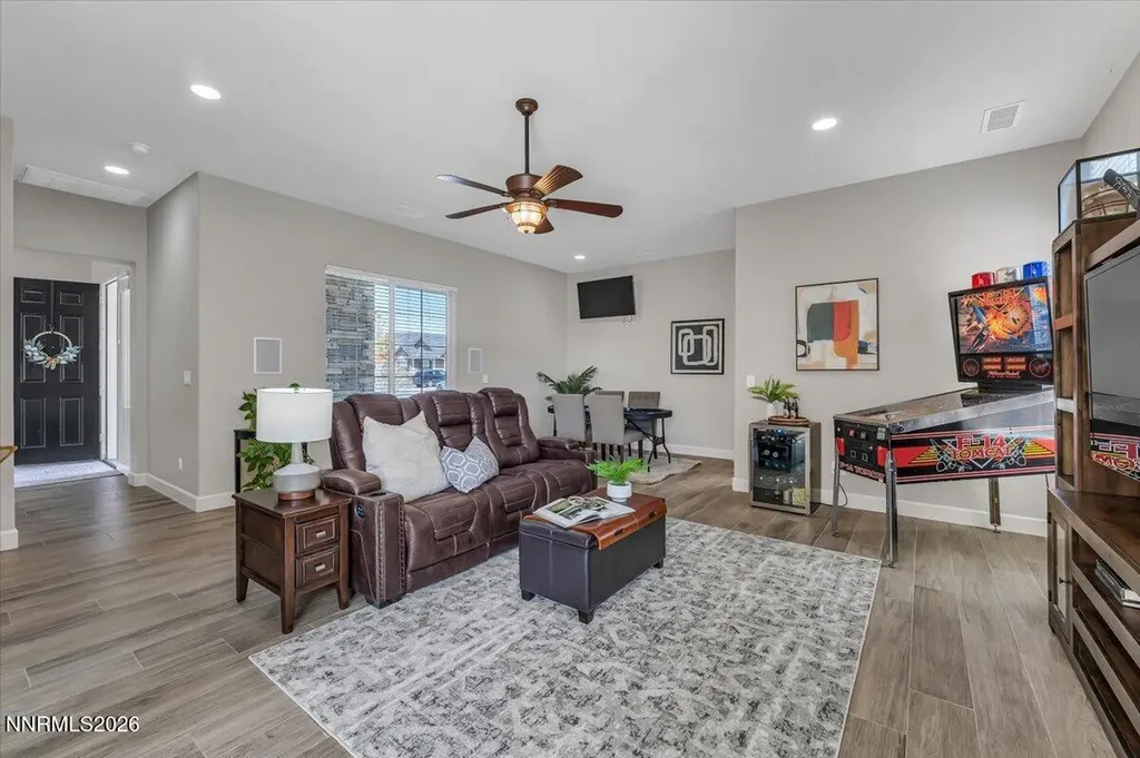 11785 Valley Crest Sparks NV 89441
