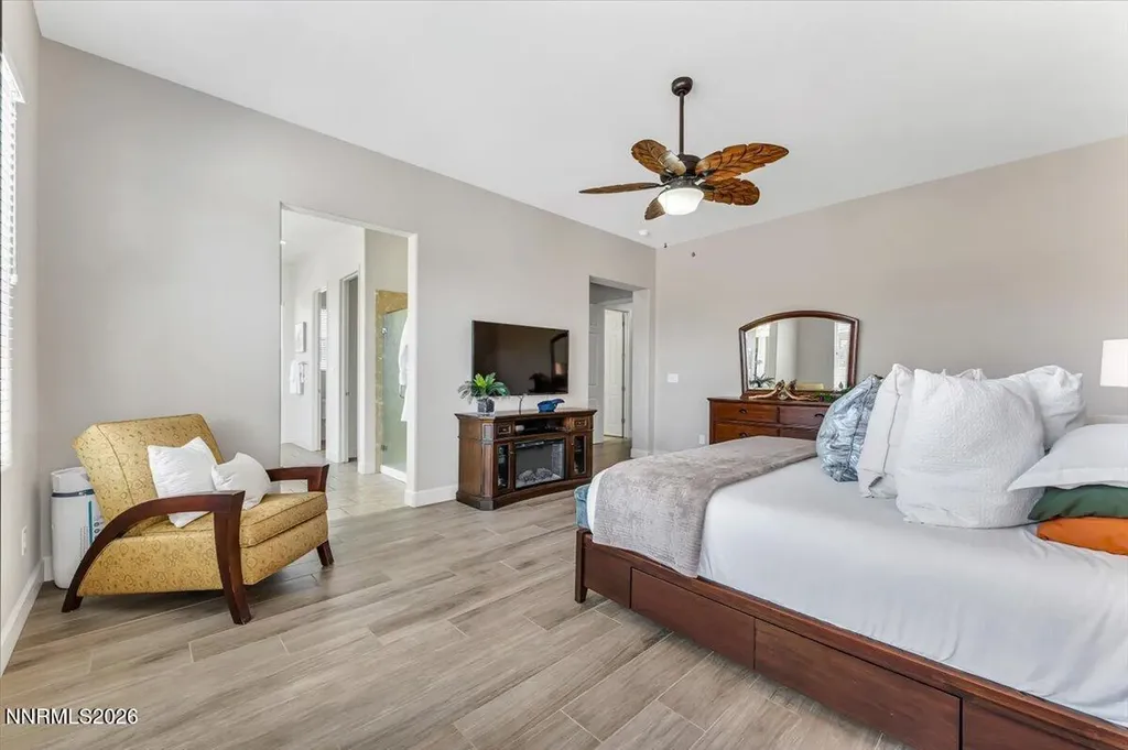 11785 Valley Crest Sparks NV 89441