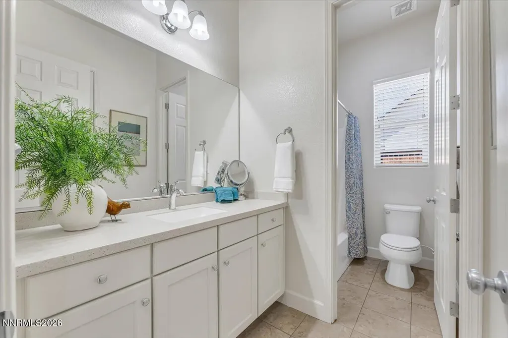 11785 Valley Crest Sparks NV 89441