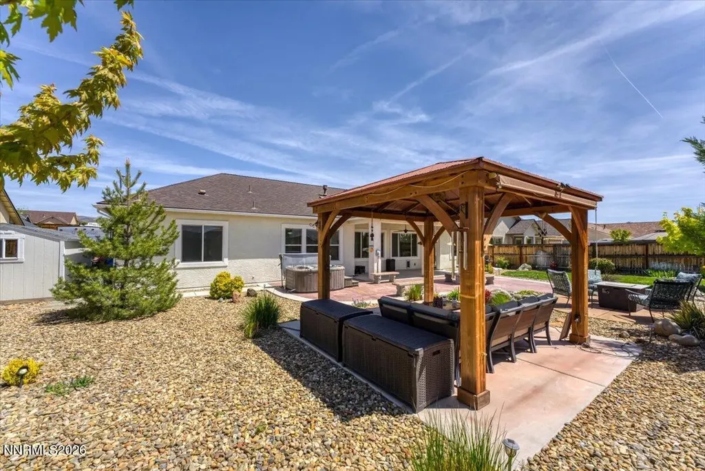 11785 Valley Crest Sparks NV 89441