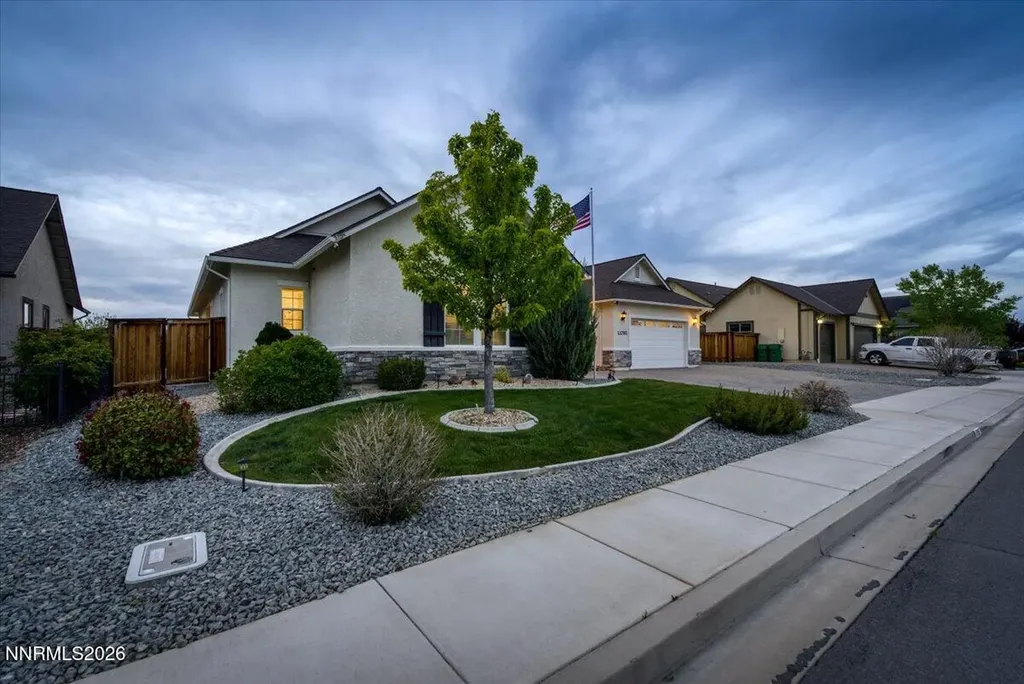 11785 Valley Crest Sparks NV 89441