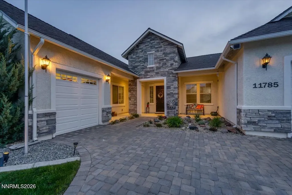 11785 Valley Crest Sparks NV 89441