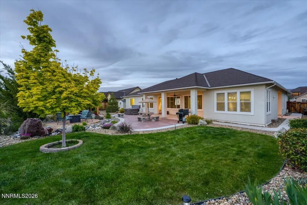 11785 Valley Crest Sparks NV 89441