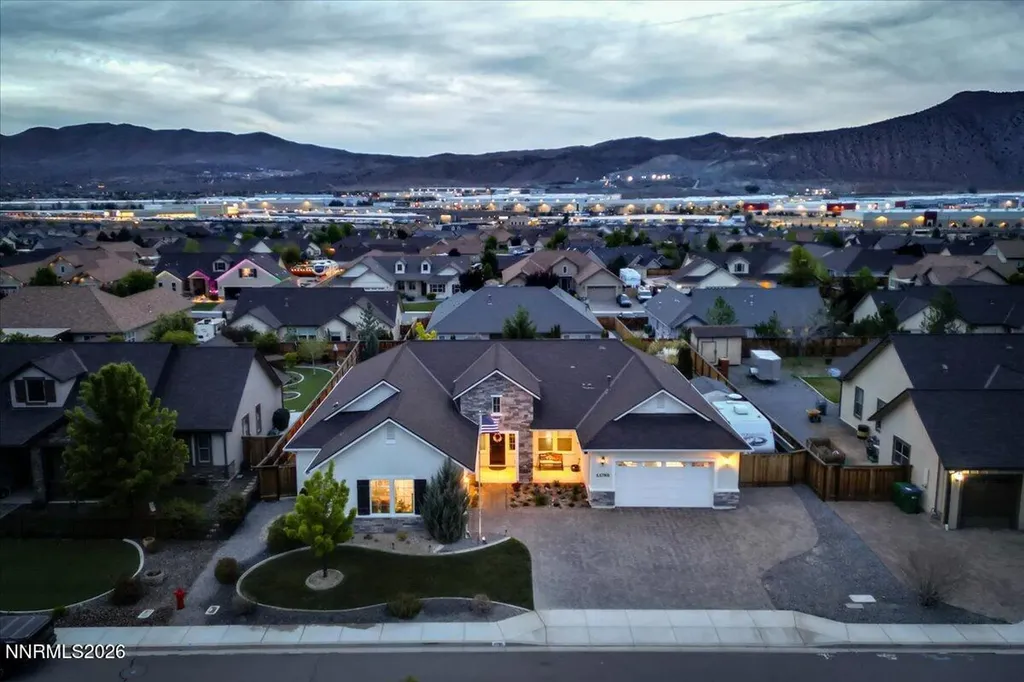 11785 Valley Crest Sparks NV 89441