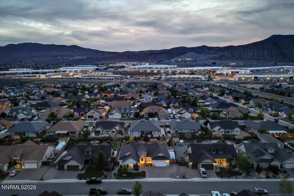11785 Valley Crest Sparks NV 89441