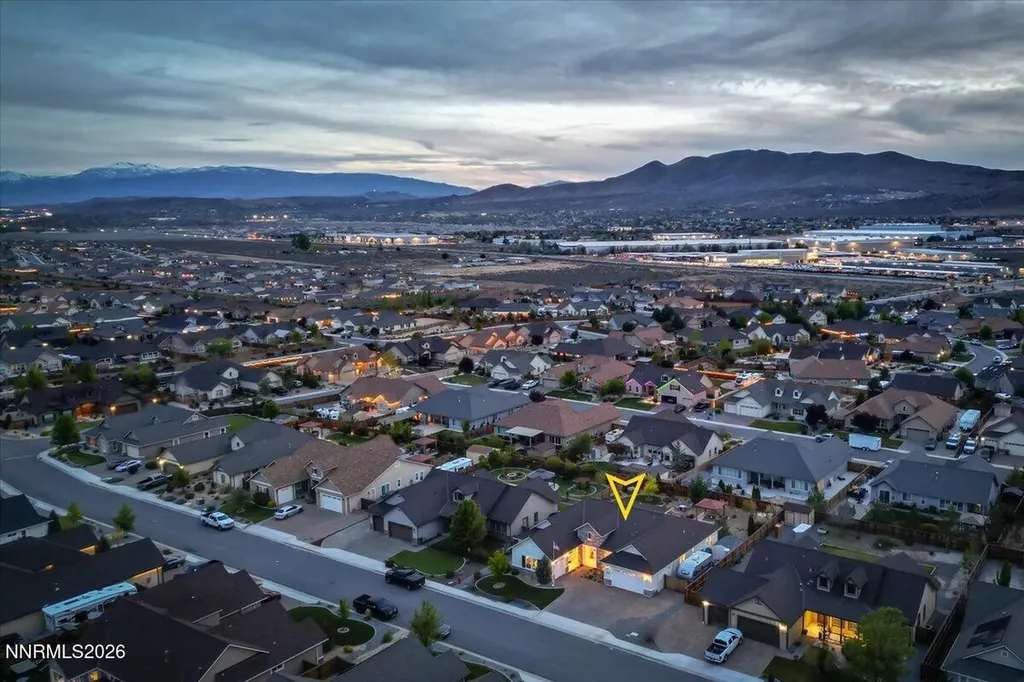 11785 Valley Crest Sparks NV 89441