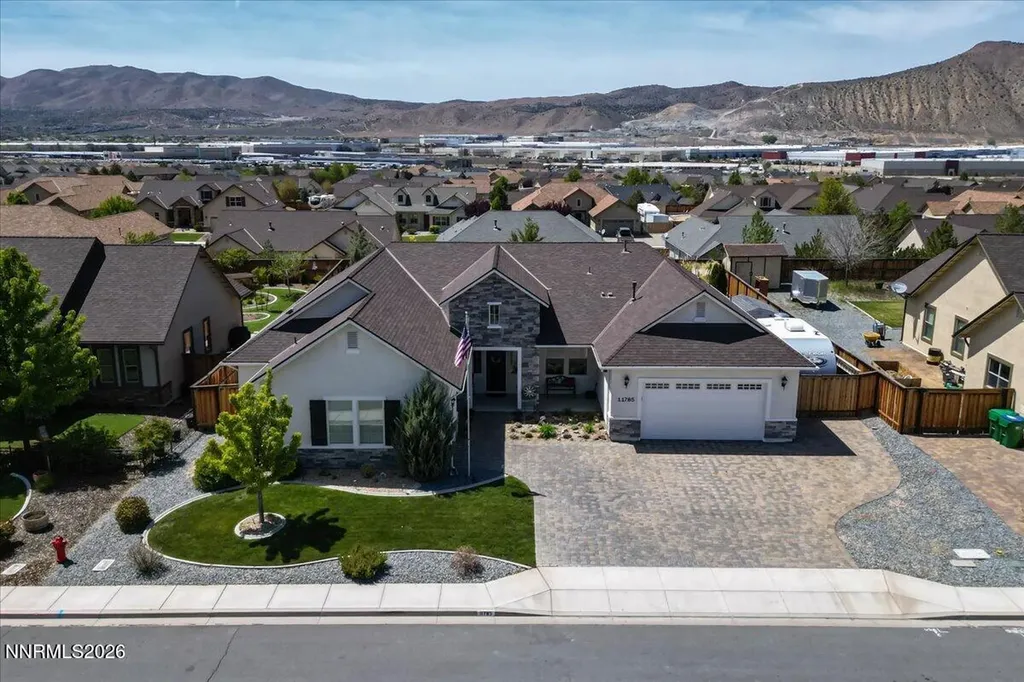 11785 Valley Crest Sparks NV 89441
