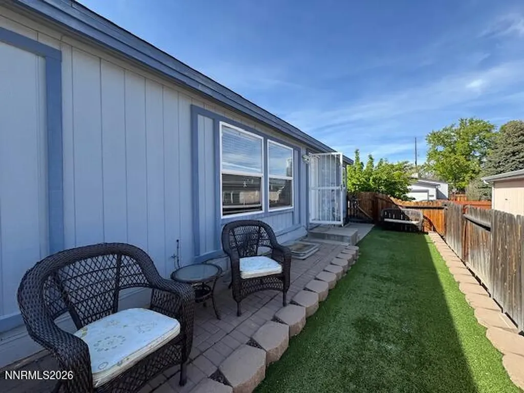 2166 Camellia Reno NV 89512
