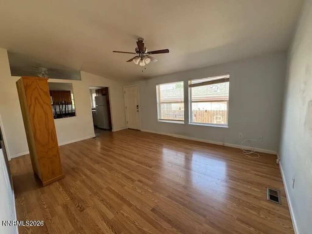 2166 Camellia Reno NV 89512