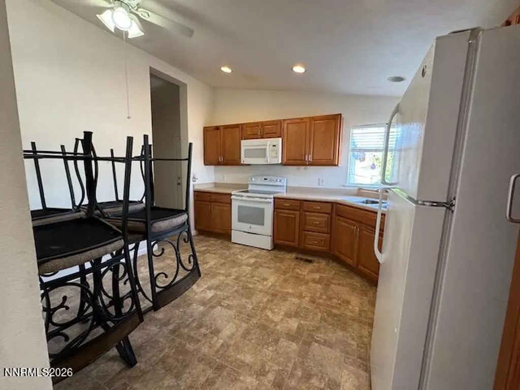 2166 Camellia Reno NV 89512