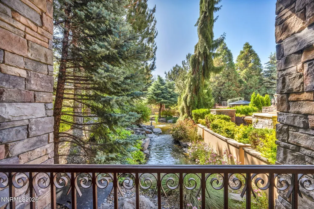 900 Meadows Reno NV 89521