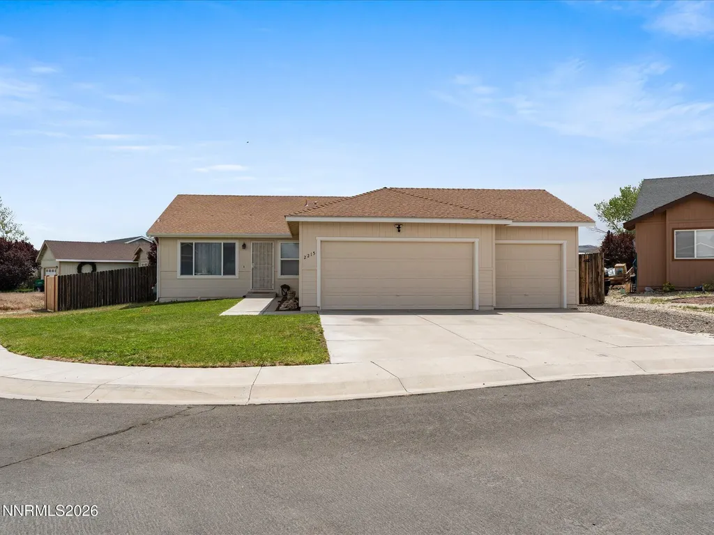 2215 Ellice Fernley NV 89408