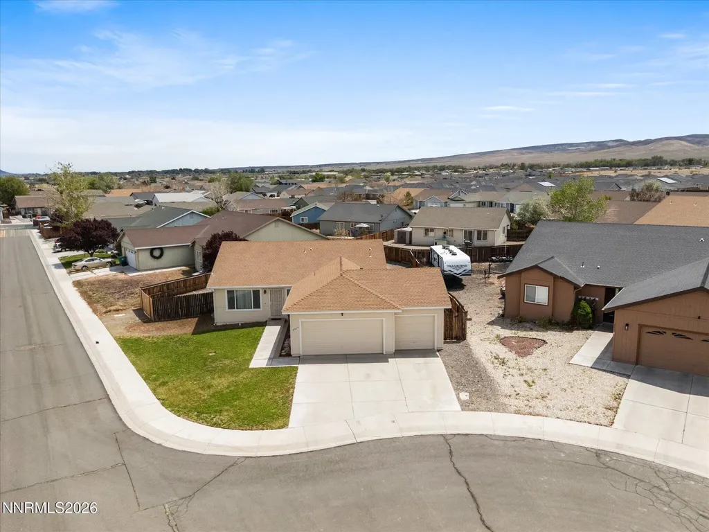 2215 Ellice Fernley NV 89408