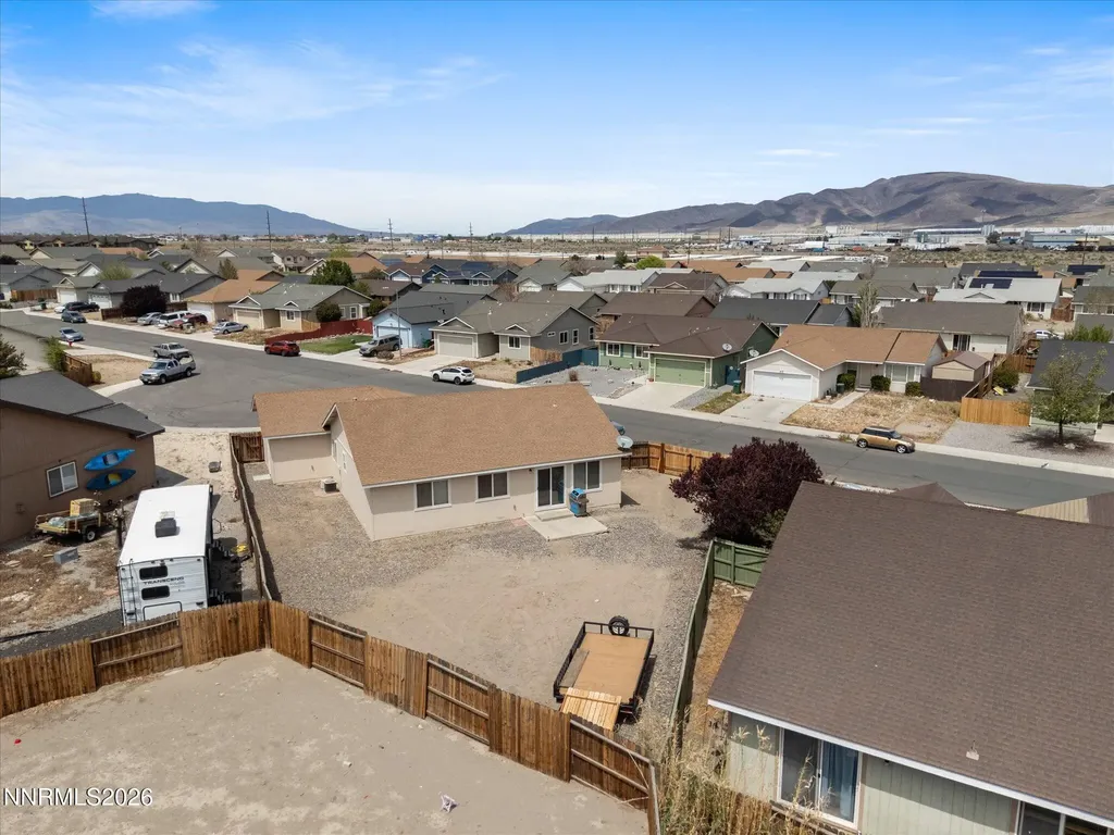2215 Ellice Fernley NV 89408