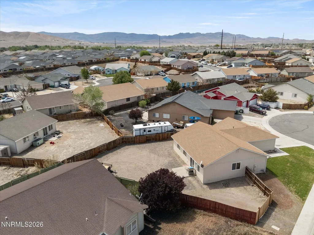 2215 Ellice Fernley NV 89408