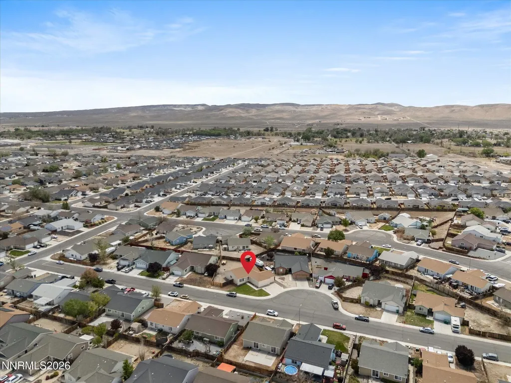 2215 Ellice Fernley NV 89408