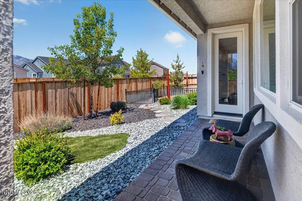 1640 Buttonwillow Minden NV 89423
