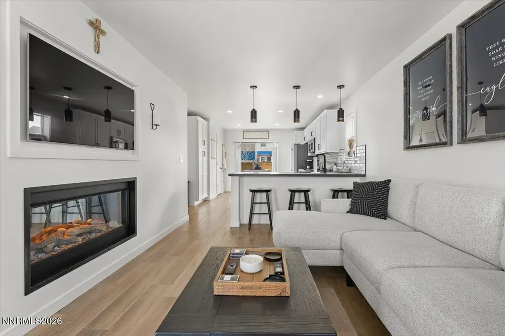 3869 Bonnie Carson City NV 89701