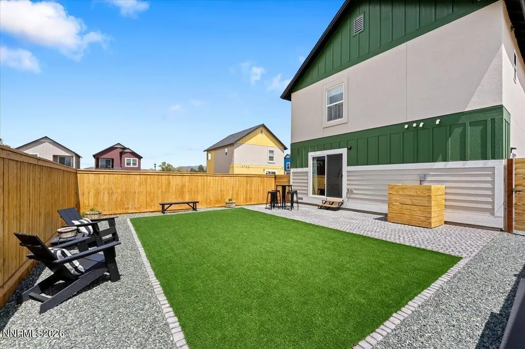 3869 Bonnie Carson City NV 89701