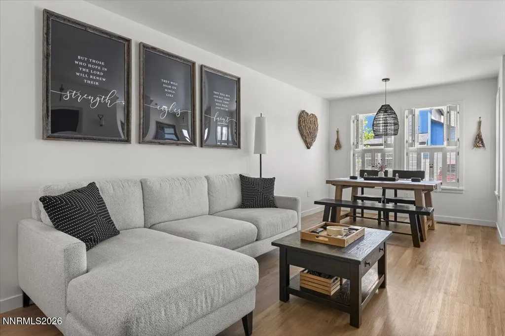 3869 Bonnie Carson City NV 89701