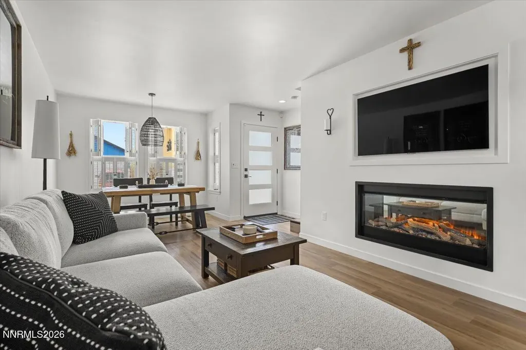 3869 Bonnie Carson City NV 89701