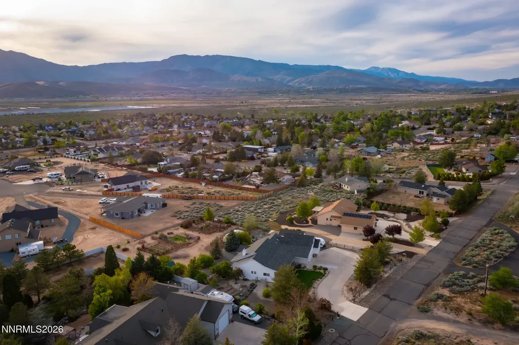2930 Santa Inez Minden NV 89423