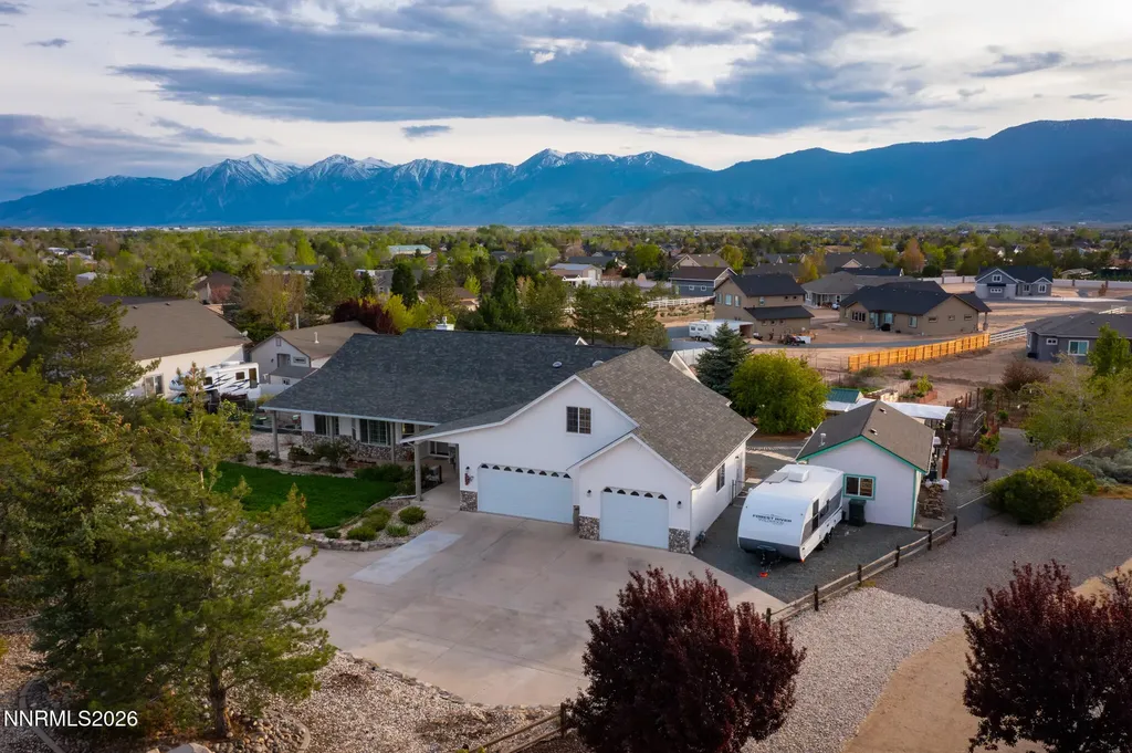 2930 Santa Inez Minden NV 89423