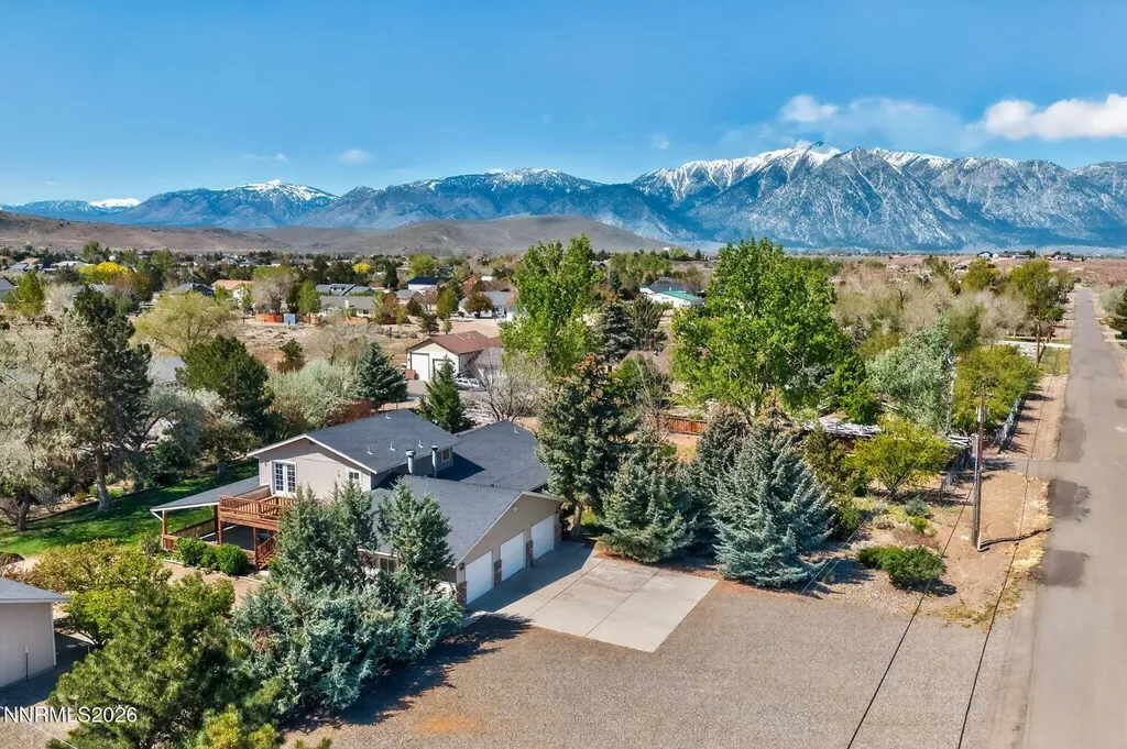 1925 Sorrel Gardnerville NV 89410