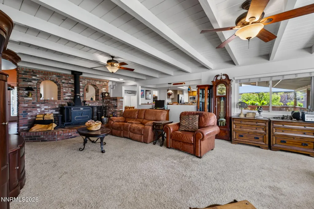 1925 Sorrel Gardnerville NV 89410