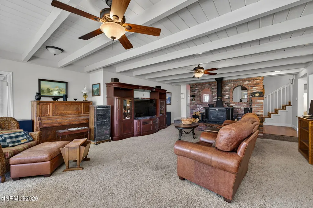 1925 Sorrel Gardnerville NV 89410