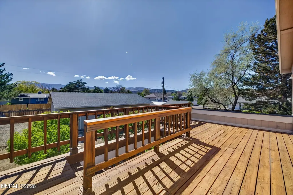 1925 Sorrel Gardnerville NV 89410