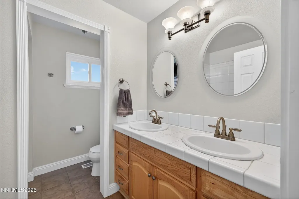 1925 Sorrel Gardnerville NV 89410