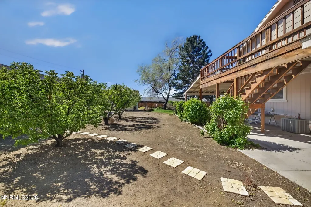 1925 Sorrel Gardnerville NV 89410