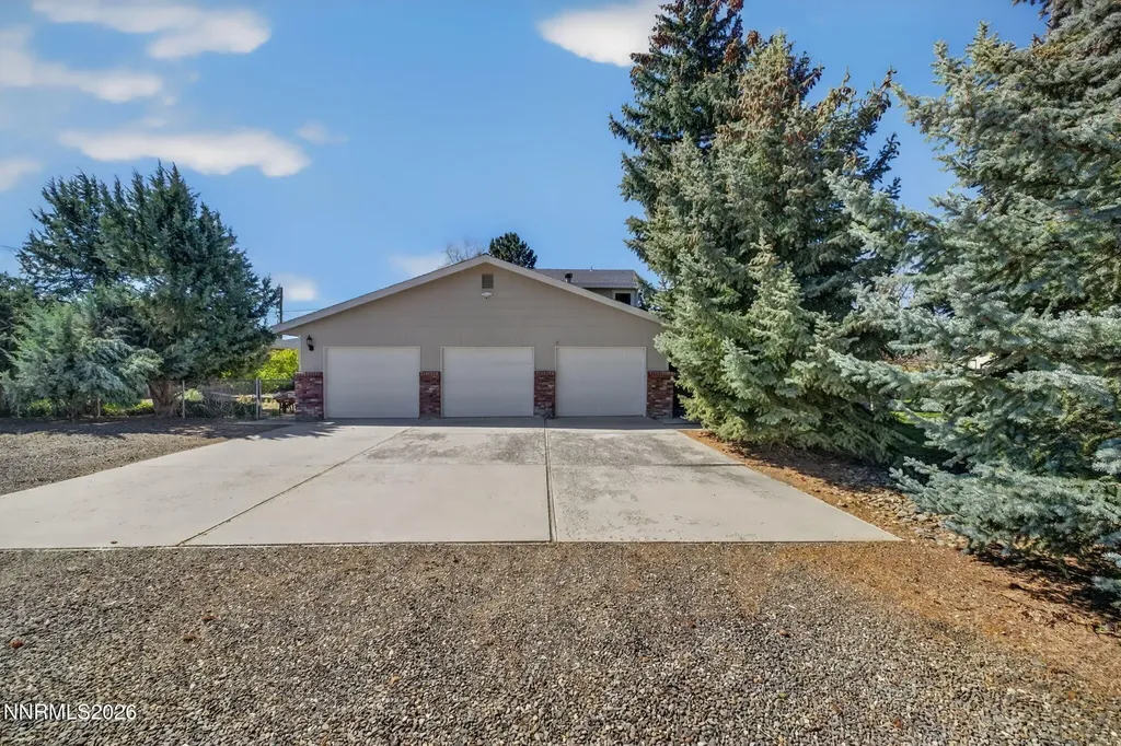1925 Sorrel Gardnerville NV 89410