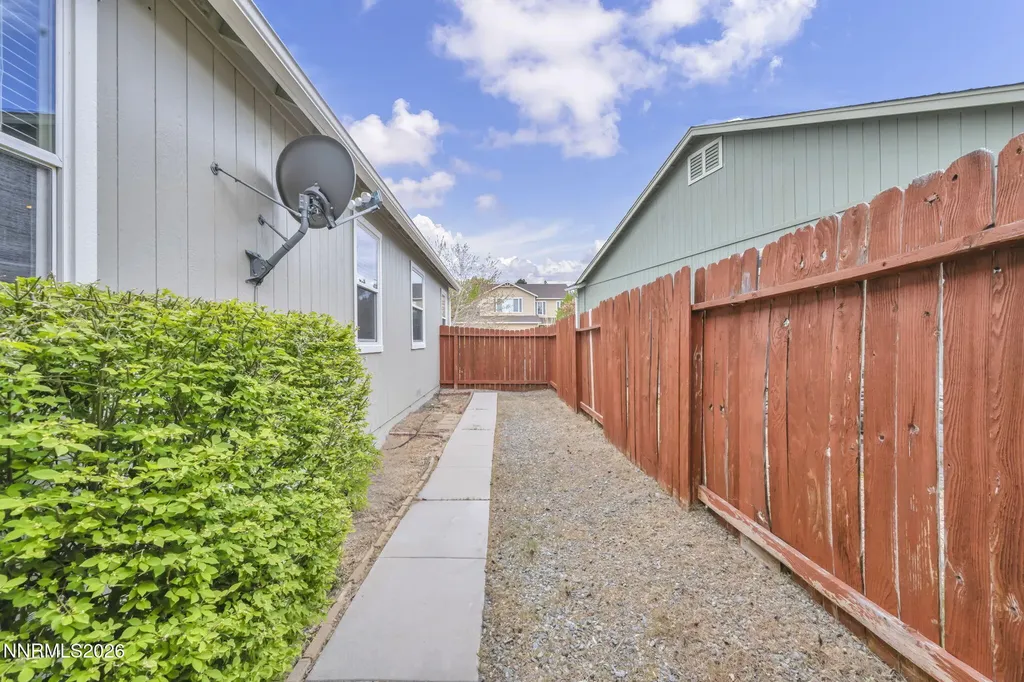 11555 Lone Desert Reno NV 89506