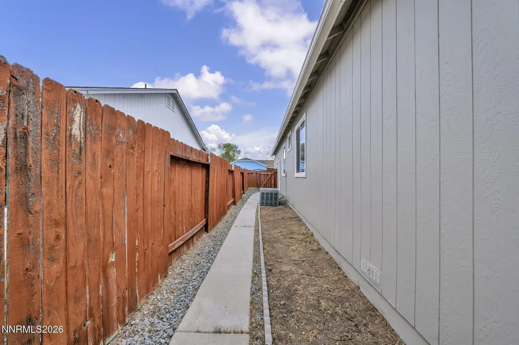 11555 Lone Desert Reno NV 89506