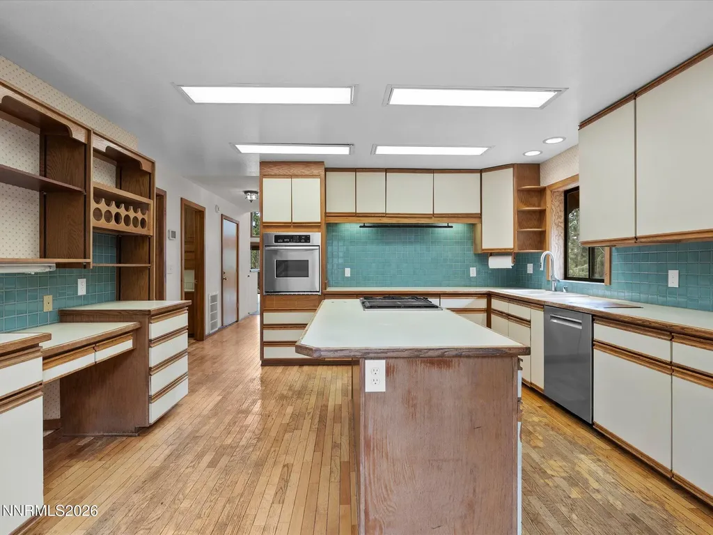 962 Red Feather Incline Village NV 89451