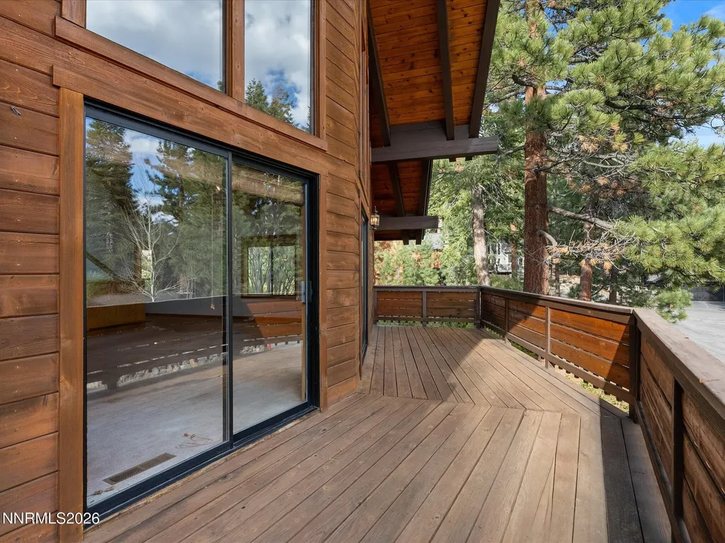 962 Red Feather Incline Village NV 89451